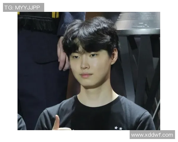 S15赛季精彩瞬间回顾Faker神操作与Chovy五杀震撼全场 S15赛季精彩瞬间回顾Faker神操作与Chovy五杀震撼全场